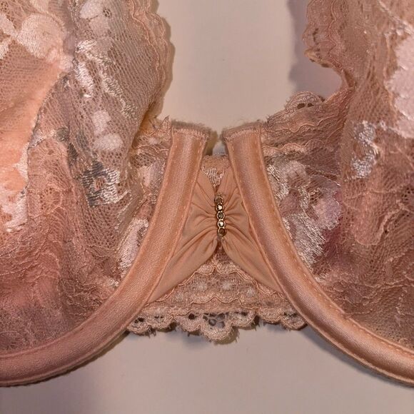 Victoria's Secret Peach Floral Lace Underwire Unlined Demi Bra Size 34D NWT - Picture 9 of 16